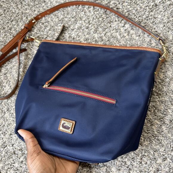 Dooney and Bourke Navy Wayfarer All Weather Hobo Crossbody Shoulder Bag - Picture 3 of 8